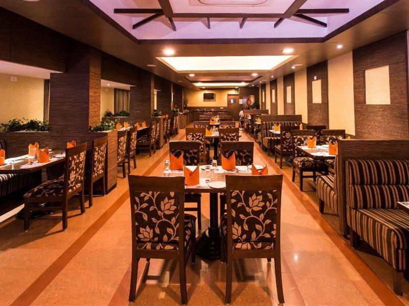Clinton Park Inn Velankanni Exterior photo