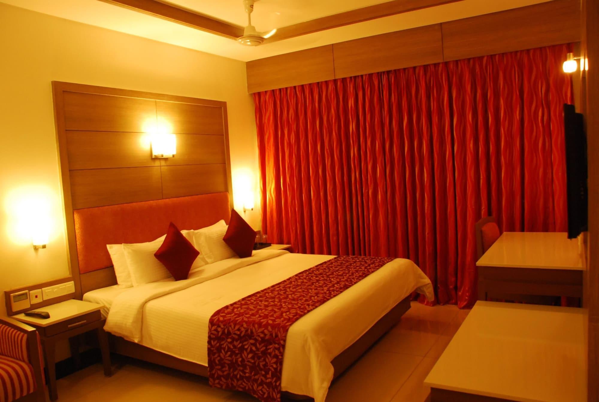 Clinton Park Inn Velankanni Exterior photo