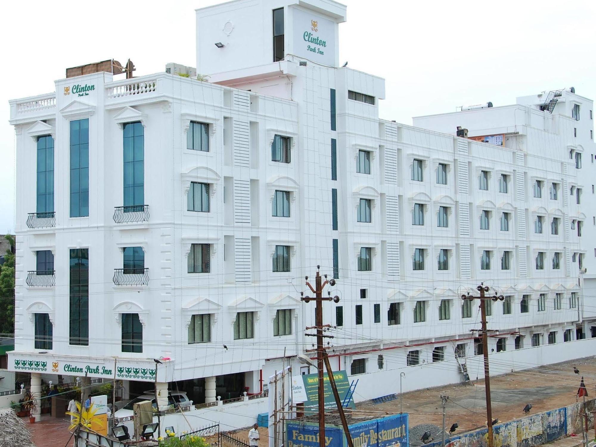Clinton Park Inn Velankanni Exterior photo