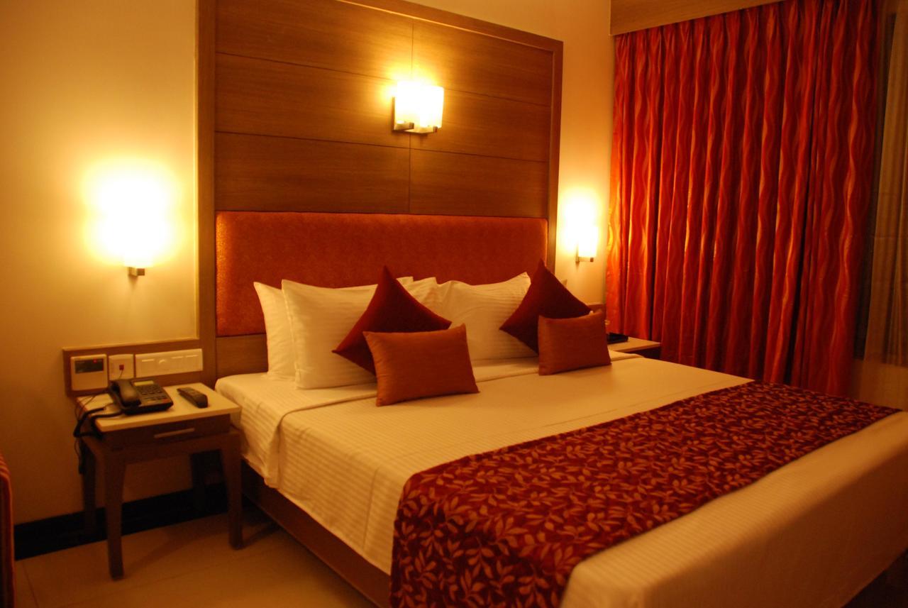 Clinton Park Inn Velankanni Exterior photo